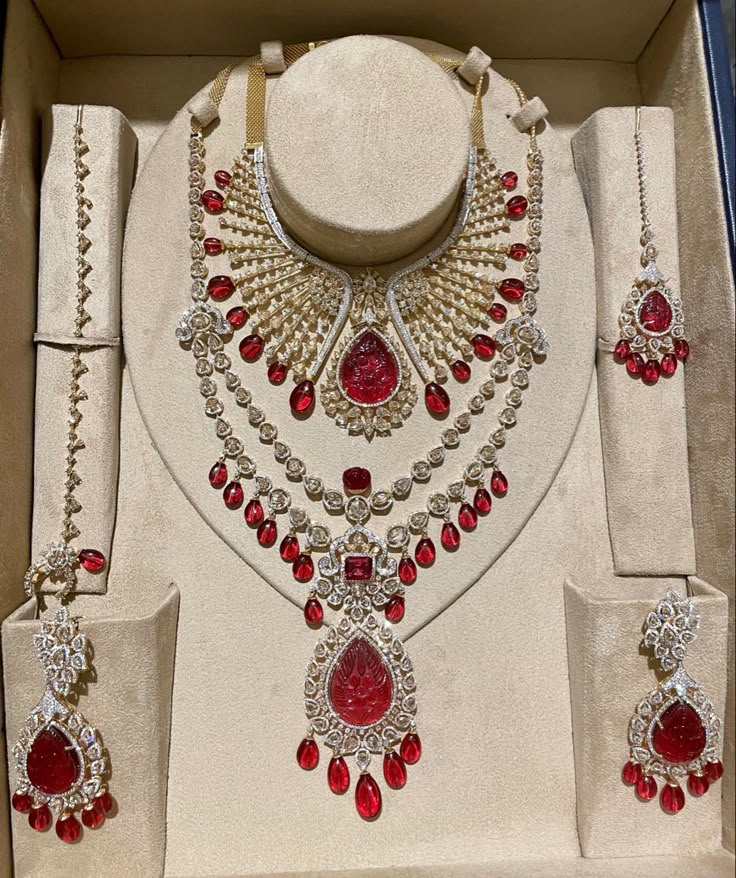 Wedding Special American Diamond Antique Stone Necklace with Earrings Jewellery