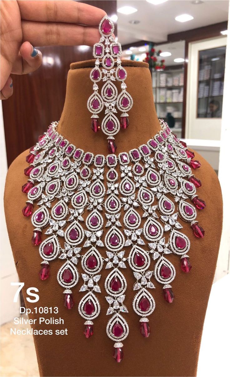 Naari Special Super Sale Necklace With Long Diamond